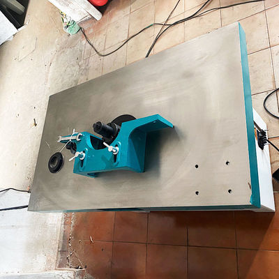 Máquina de fresado de mesa vertical para la carpintería con espesor de trabajo máximo de 120 mm