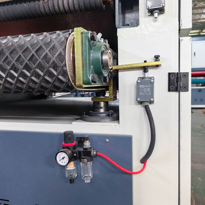 11kw Motor Tercera Unidad B-R-RP1000 Personalización Cinturón ancho de tambor Planer Sander con gabinete