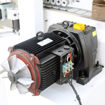 Máquina de bandaje de borde de formación blanda de 5kW para pre-molido de muebles de melamina y más
