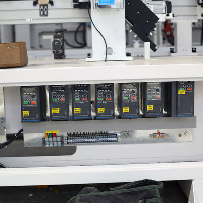 5KW Semi-J fresado en bruto máquina de banda automática de borde para la producción de puertas de gabinete