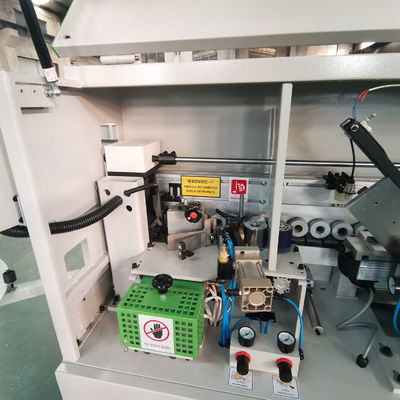 PME265S Compacto Estructura 5 Funciones Máquina automática de bandaje de borde con función de limpieza