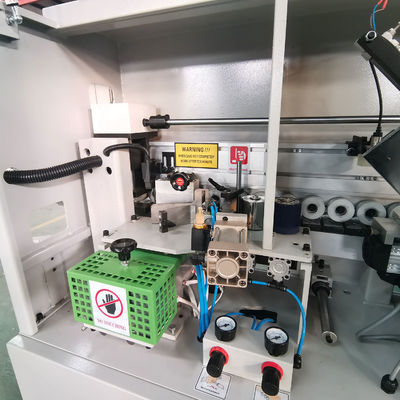 PME265S Granjas compactas Máquina de bandaje de bordes de paneles a base de madera para el trabajo espesor 10-50 mm