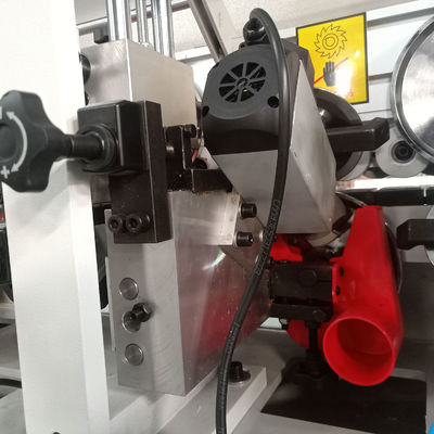 Tiendas de materiales de construcción Carpintería Bander de borde compacto con 5 funciones en 5,92kW de potencia