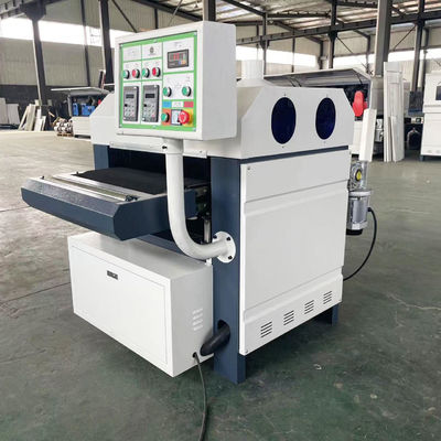 200-300 m/h Velocidad de transporte Máquina de pulido de madera para muebles de paneles 800 kg