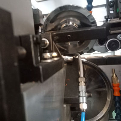 60 mm Min Largura de la pieza de trabajo Maquina de bandaje de borde de carpintería para la producción de contrachapado