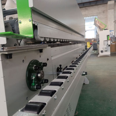 60 mm Min Largura de la pieza de trabajo Maquina de bandaje de borde de carpintería para la producción de contrachapado
