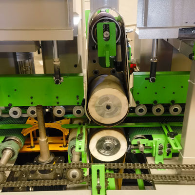 Fabricación PMS8130 Cortador de fresado de lija de cuatro lados para corte de madera