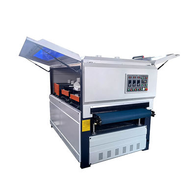 Máquina de lijar con cepillo de madera de 1300 mm para pulido automático de puertas de gabinetes de cocina