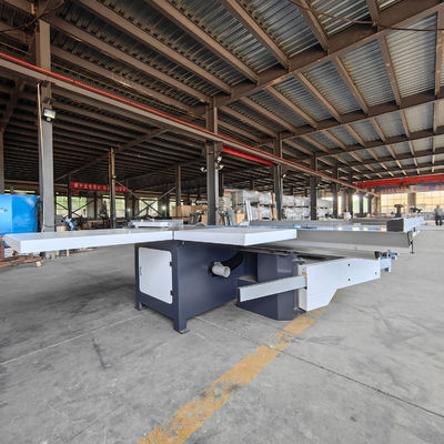 MJ3200 Máquina de sierra electrónica de mesa corredera con 5,5 kW de potencia y 780 kg de peso