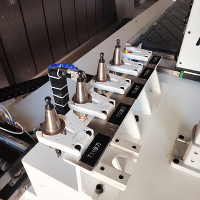 Muebles de paneles CNC Perforación y ranura Máquina integrada Centro de procesamiento de madera
