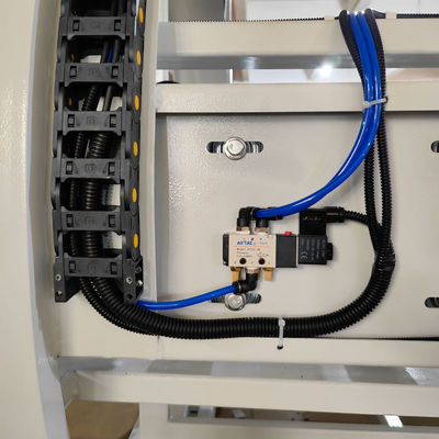 Máquina de transformación de contrachapado totalmente automática para línea de producción de muebles de paneles automatizados