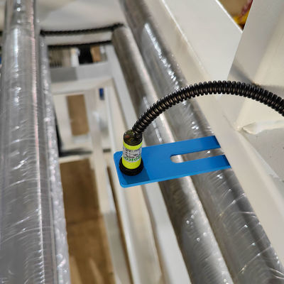Máquina de transformación de contrachapado totalmente automática para línea de producción de muebles de paneles automatizados