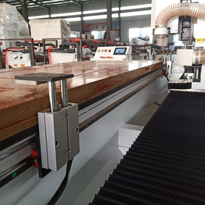 Máquina de limpieza de puertas de madera de 900 kg con sistema de lubricación automática