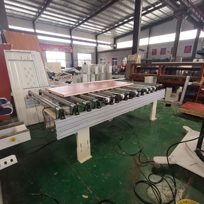 Equipo de transporte automático de acero inoxidable para la producción de puertas de madera