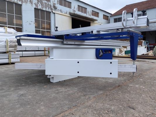 Máquina para cortar madera de paneles de mesa corredera automática de precisión