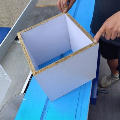 Máquina para cortar madera de paneles de mesa corredera automática de precisión