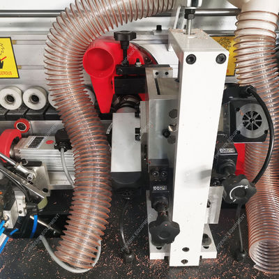 Velocidad de alimentación de los paneles de 15 m/min Máquina de bandaje de borde de PVC automática completa para la madera