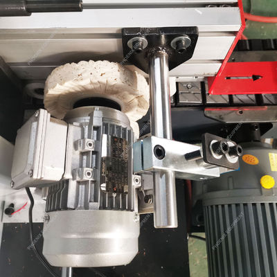 Velocidad de alimentación de los paneles de 15 m/min Máquina de bandaje de borde de PVC automática completa para la madera