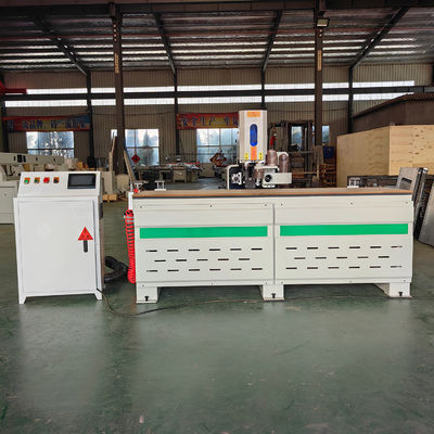 Ancho de trabajo máximo 1000 mm Máquina de moldeo de cerraduras de puertas CNC para perforación de bisagras de puertas de madera