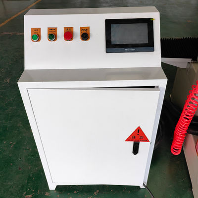 Ancho de trabajo máximo 1000 mm Máquina de moldeo de cerraduras de puertas CNC para perforación de bisagras de puertas de madera