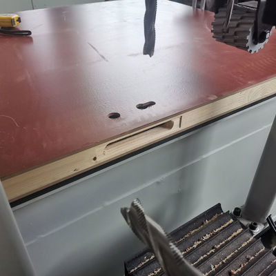 Maquinaria para la carpintería Máquina de bisagra de cerradura de puertas de doble cara CNC con potencia de 26,44 kW