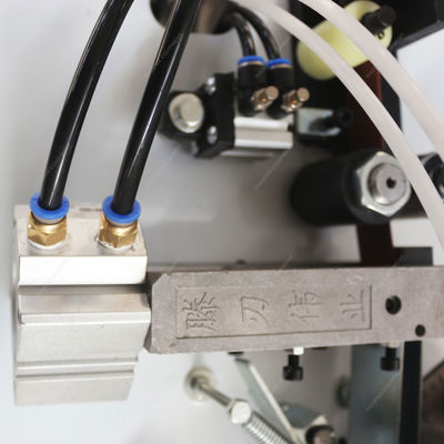 10.8m/min Velocidad de alimentación de los paneles W3 Máquina automática de bandaje de mini bordes para la madera