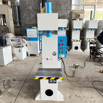 4kW Pequeña máquina de prensa hidráulica de un brazo de 10 toneladas para enderezar y perforar
