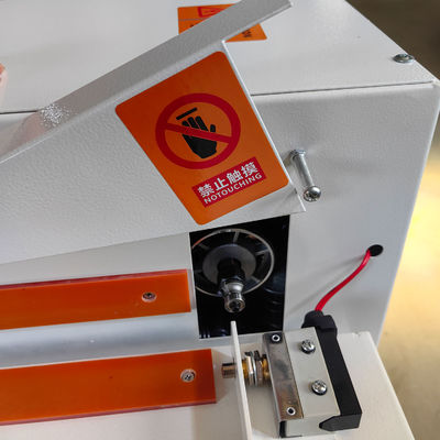 PF30 Máquina de recorte de perfiles pequeños para muebles de paneles