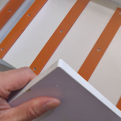 PF30 Máquina de recorte de perfiles pequeños para muebles de paneles