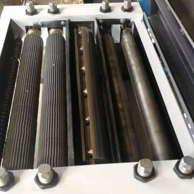 MB206E Máquina de corte de cabeza en espiral de madera para tableros de planificación Planador automático de superficie