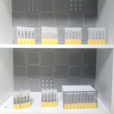 Máquina de perforación de madera de alta precisión y estabilidad con broca hexahédrica de aleación
