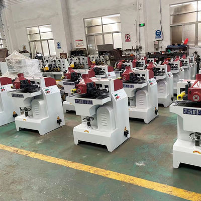 Equipo de procesamiento de alambre de puertas de madera con marco fotográfico MB105 Máquina de línea de alimentación automática