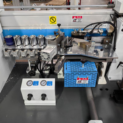 Máquina de trabajo de madera de 12 kW de potencia Bandaje y recorte de bordes con pegado y limpieza automáticos