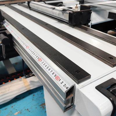 2700 mm de longitud de madera multifunción de corte de vigas de sierra para panel automático de ordenador CNC