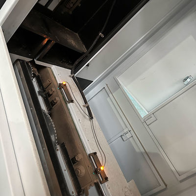 Tabla de trabajo de madera CNC MJ6228B con velocidad del eje de la sierra principal de 4800 rpm