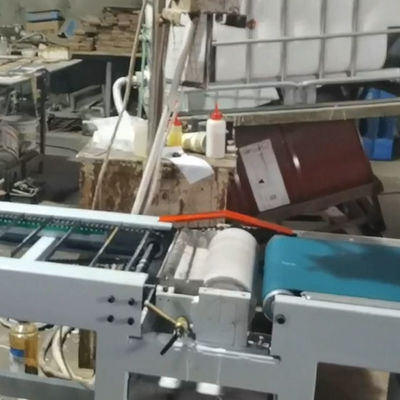 300 KG Peso MB400 Diseminación de pegamento de un solo lado Diseminación automática de pegamento de chapa de madera
