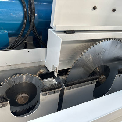 Máquina de corte de paneles para la madera con función de precisión automática