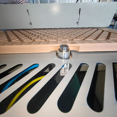 PK2040 ATC Máquina de tallado CNC de madera con 12 herramientas de conmutación automática y cabeza de taladro