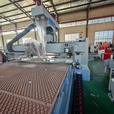 Velocidad máxima de desplazamiento 80000mm/min PK2040 ATC 1325 2040 máquina de tallado CNC para la madera