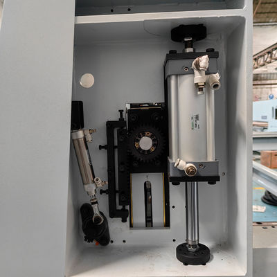 Serigüería de computadora CNC totalmente automática de tensión personalizada para corte de madera a gran velocidad
