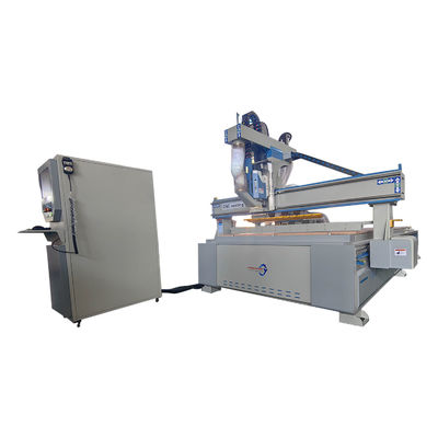 Máquina de corte de madera totalmente automática de paneles de muebles, máquina de tallado PK2040 ATC