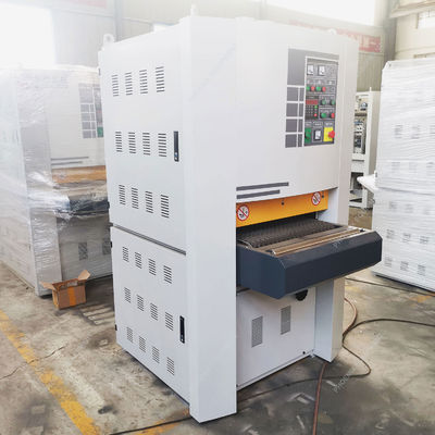 Máquina de lija de madera industrial de cinturón abrasivo de 650x1920 mm para calibrar y pulir