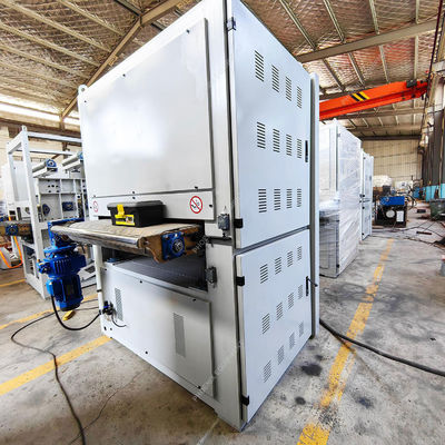 Máquina de lija de cinturón de precisión totalmente automática para la línea de producción de madera