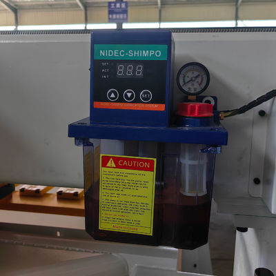 9KW motor de huso de energía de la madera de trabajo Cnc máquina de encaminamiento de madera para cortar muebles de contrachapado