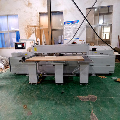 Muebles de sierra de paneles CNC Solución automática completa de trabajo de la madera horizontal