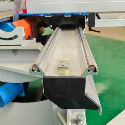 1600 mm longitud máxima de corte Máquina de corte de madera de estilo horizontal