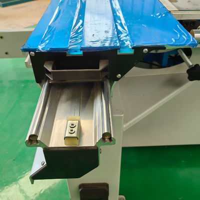 5.5kW de potencia MJ6116 Panel de mesa corredera máquina de sierra para la anchura máxima de corte 1300mm