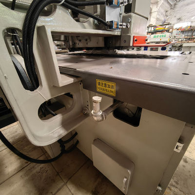 11.75kw Alta velocidad automática de un solo panel de procesamiento de placas de corte de sierra de empalme y recorte de sierra