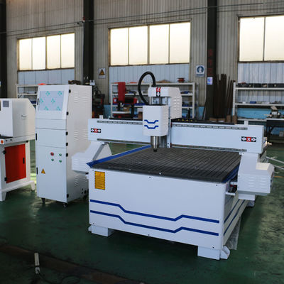 PM1325 Máquina de tallado de publicidad CNC para carpintería con precisión de posicionamiento de 0,02 mm