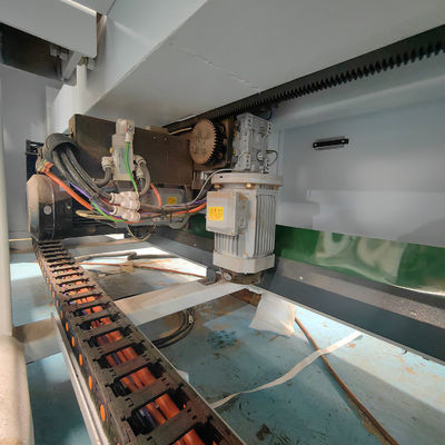 Máquina de corte de tablas de madera de posicionamiento manual con presión de aire de 0,6-0,7Mpa
